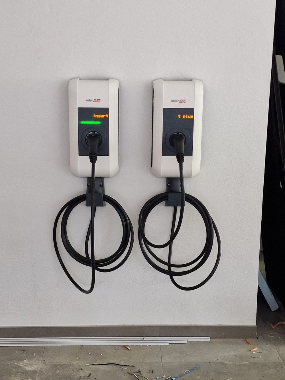 Doppelte Wallbox am Wohnhaus — Referenzprojekt von Elektroservice Weber